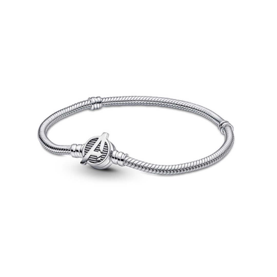 🎁 Avengers bracelet (100% off)