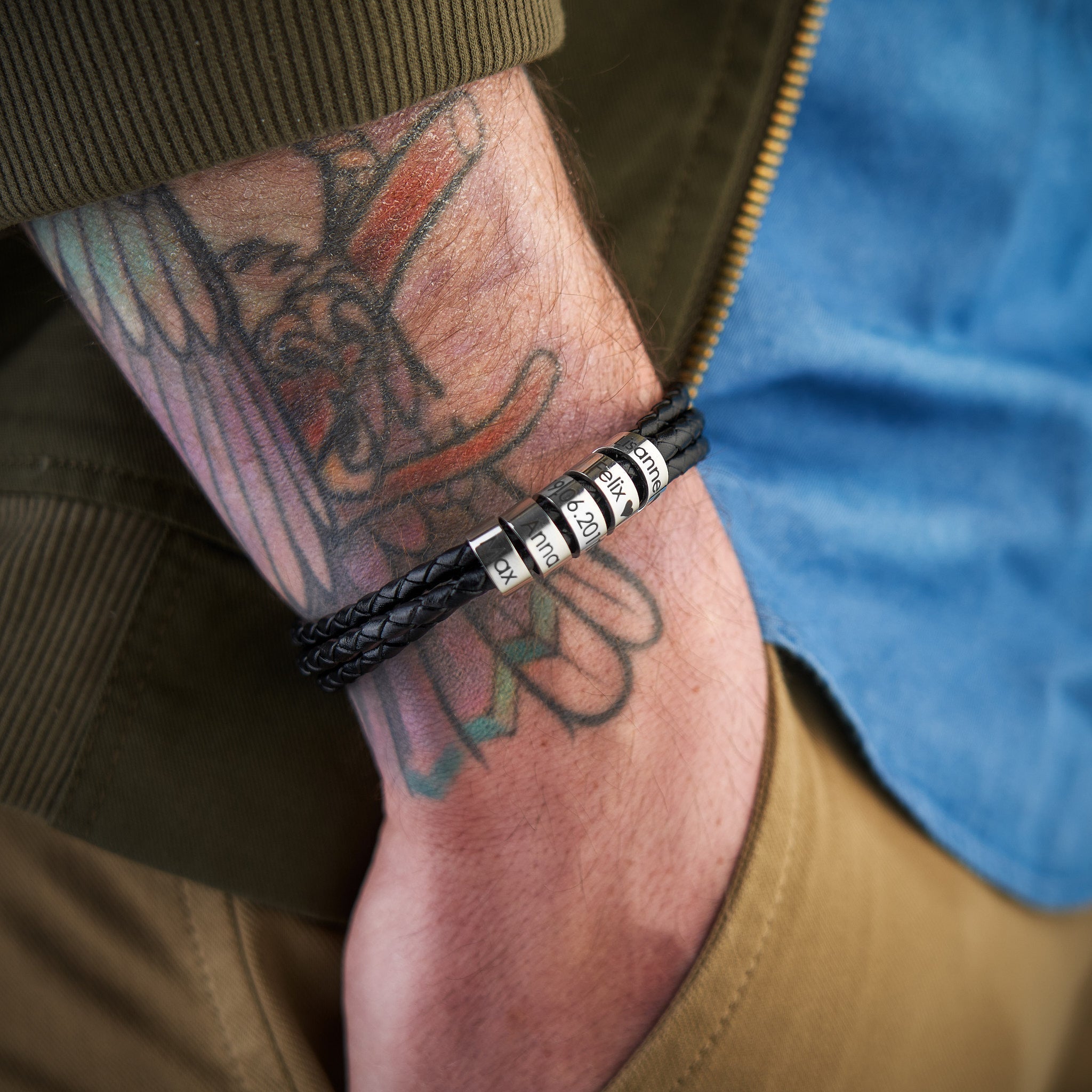 Pulseira Exclusiva de Couro - Gravação Personalizada de Nomes