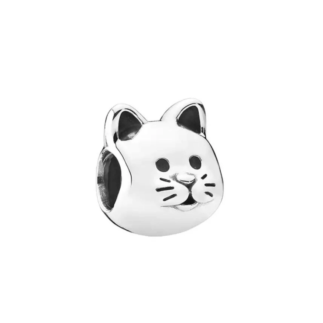 Gato Charm
