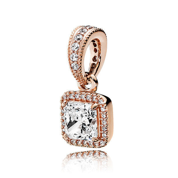Luxuoso Charm